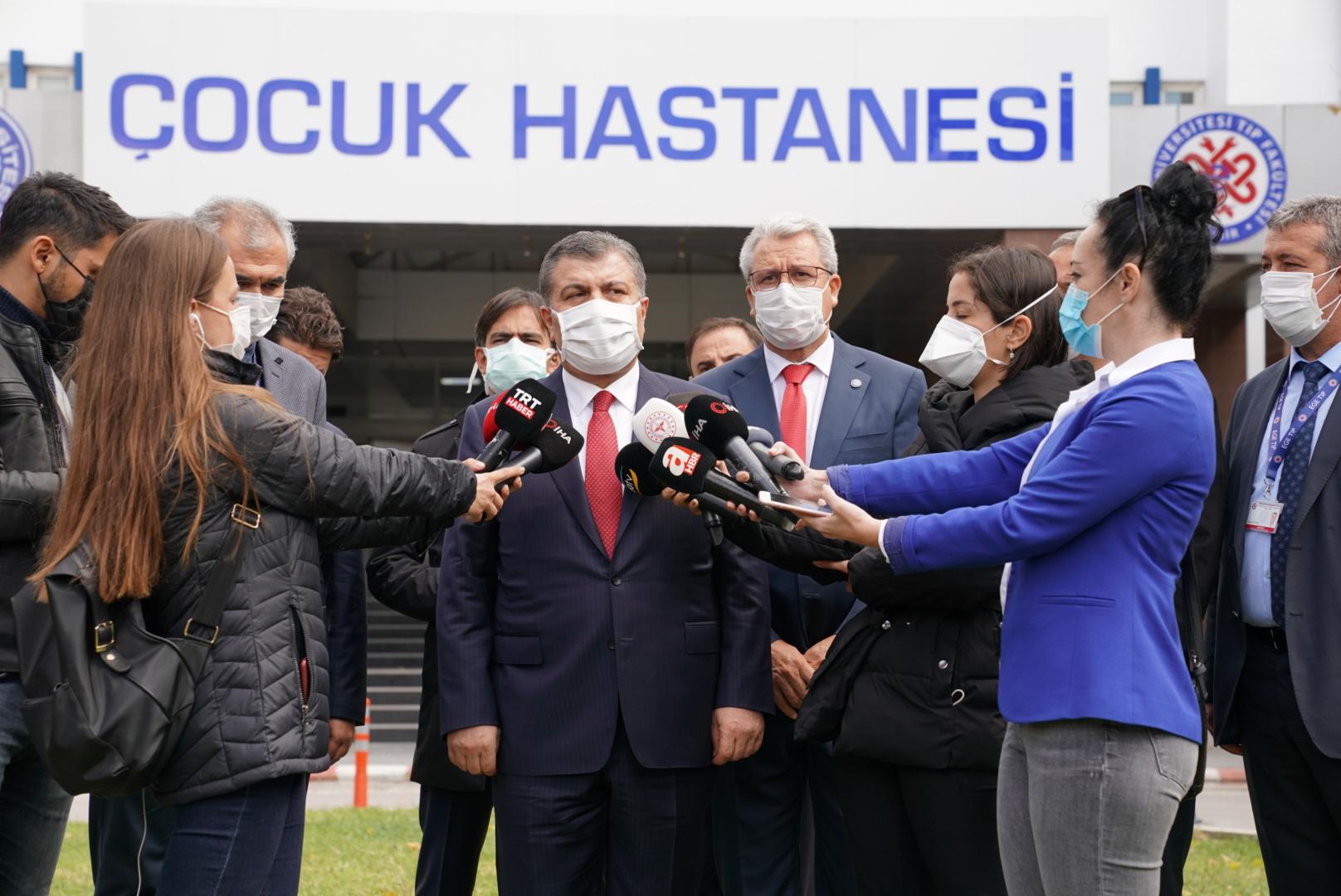 “Ege Üniversitesi Olağanüstü Bir Gayret İçinde Oldu”.