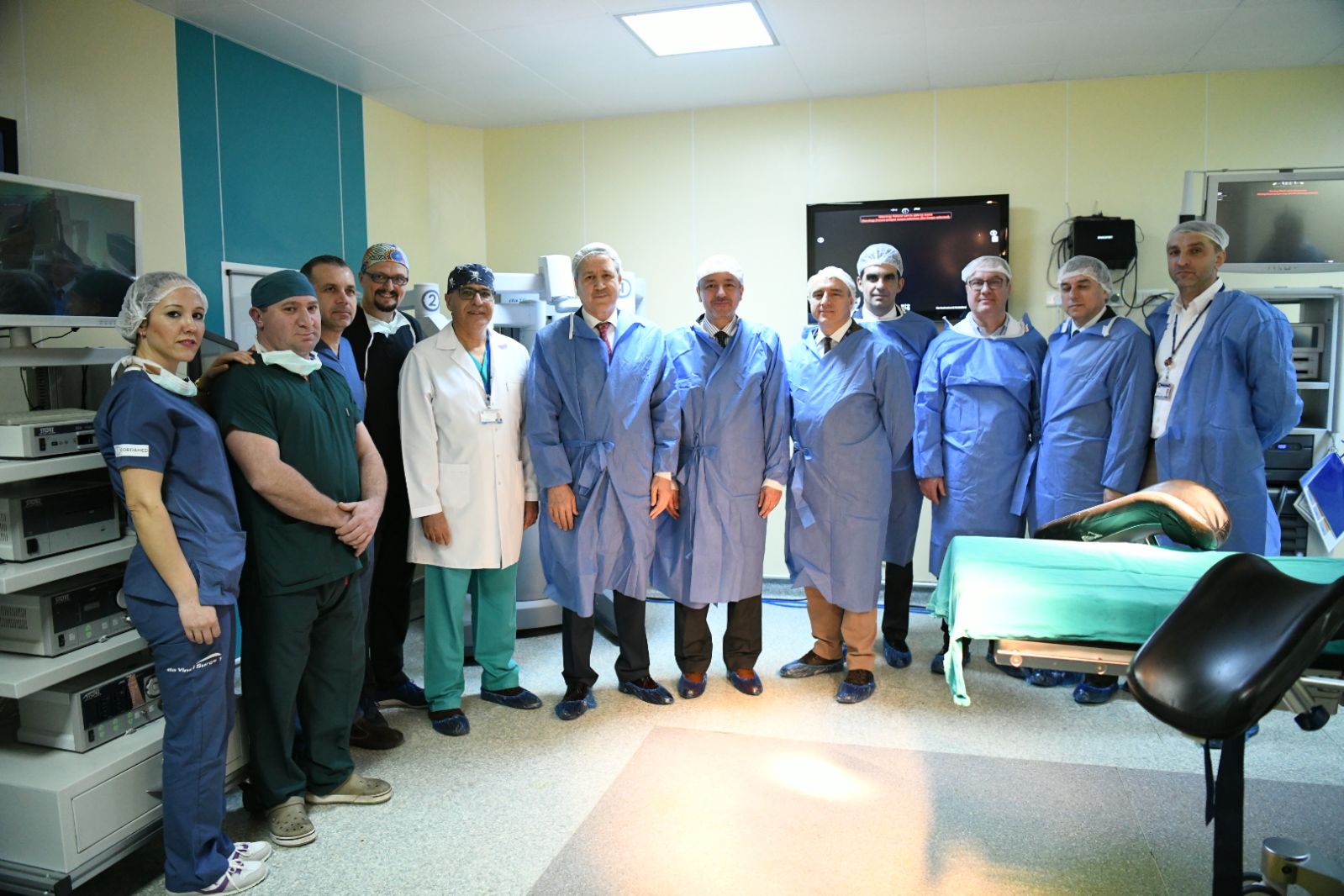 Ege Üniversitesi Tıp Fakültesi Hastanesi robotik cerrahi ile şifa dağıtıyor