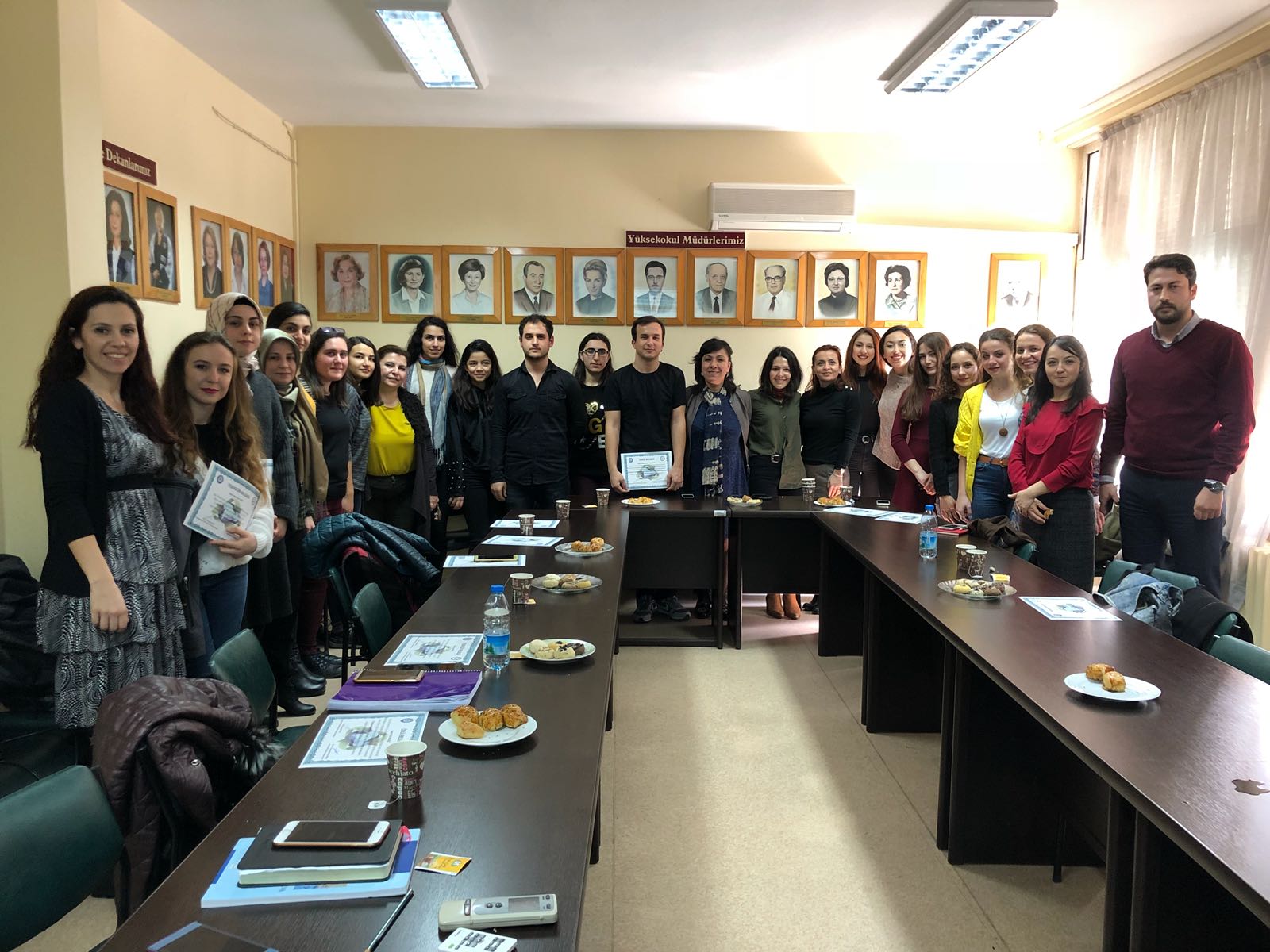 Ege Üniversitesi’nde atık yönetimine sloganlı farkındalık