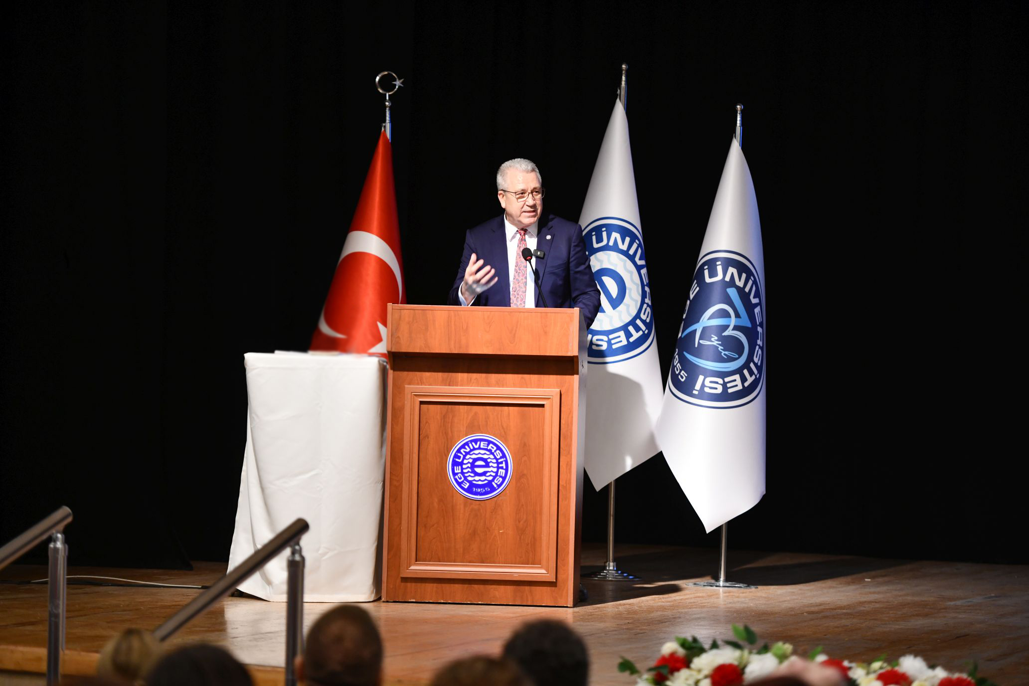 Ege Üniversitesi ‘Nitelikli Eğitimi’ ile dünyanın en iyi 40 üniversitesinden birisi oldu