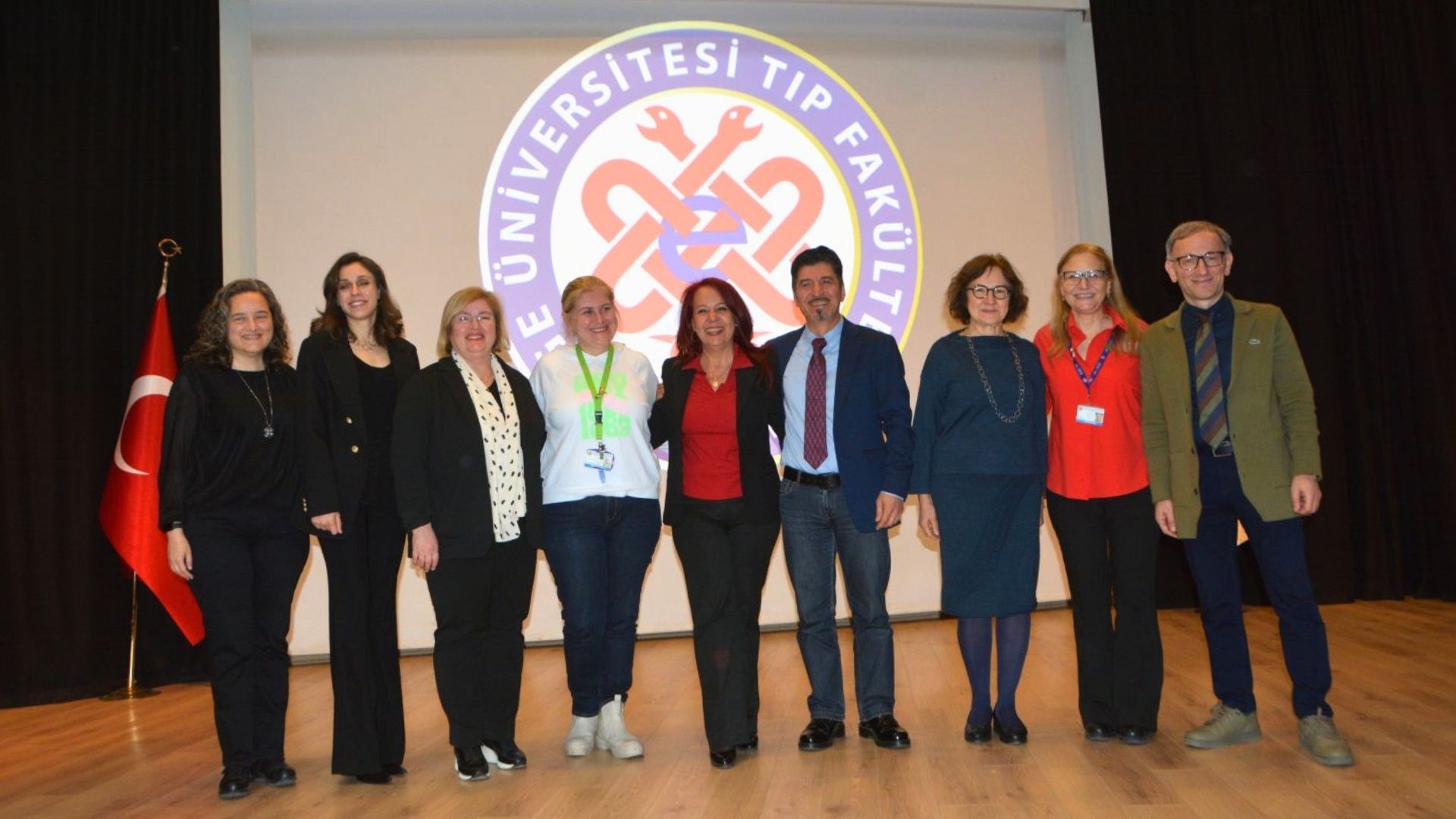 Yaşlılıkta sağlıklı yaşamın sırları uzmanlarca anlatıldı