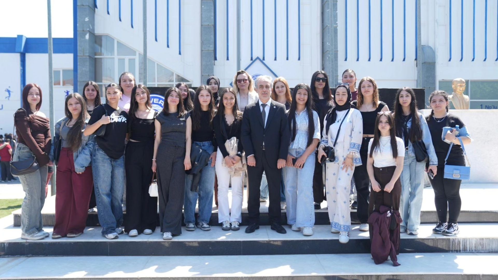 Başarılı öğrencilerin tercihi Ege Üniversitesi