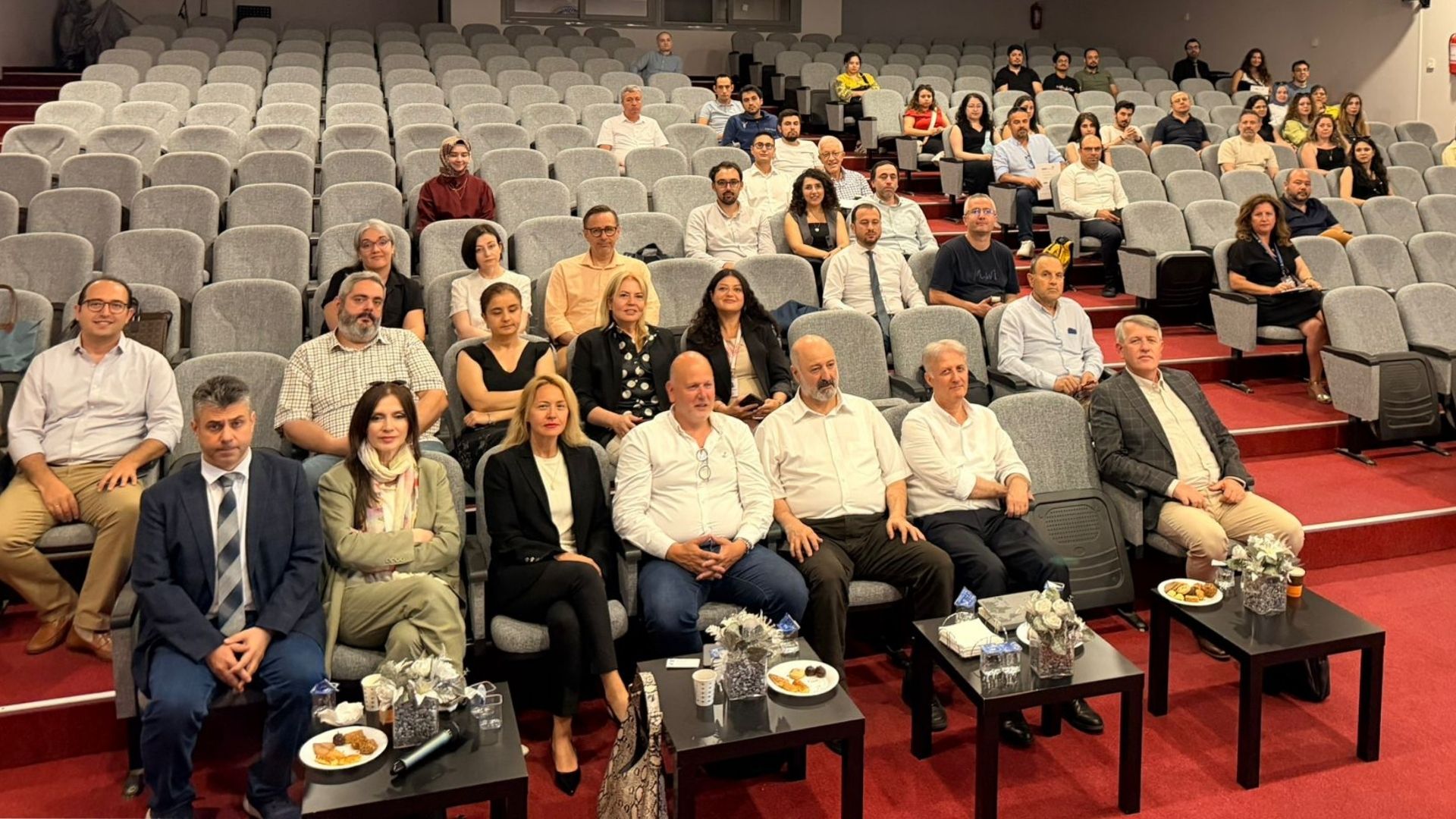 TÜYZE Ege Üniversitesi Çalışma Toplantısı Düzenledi