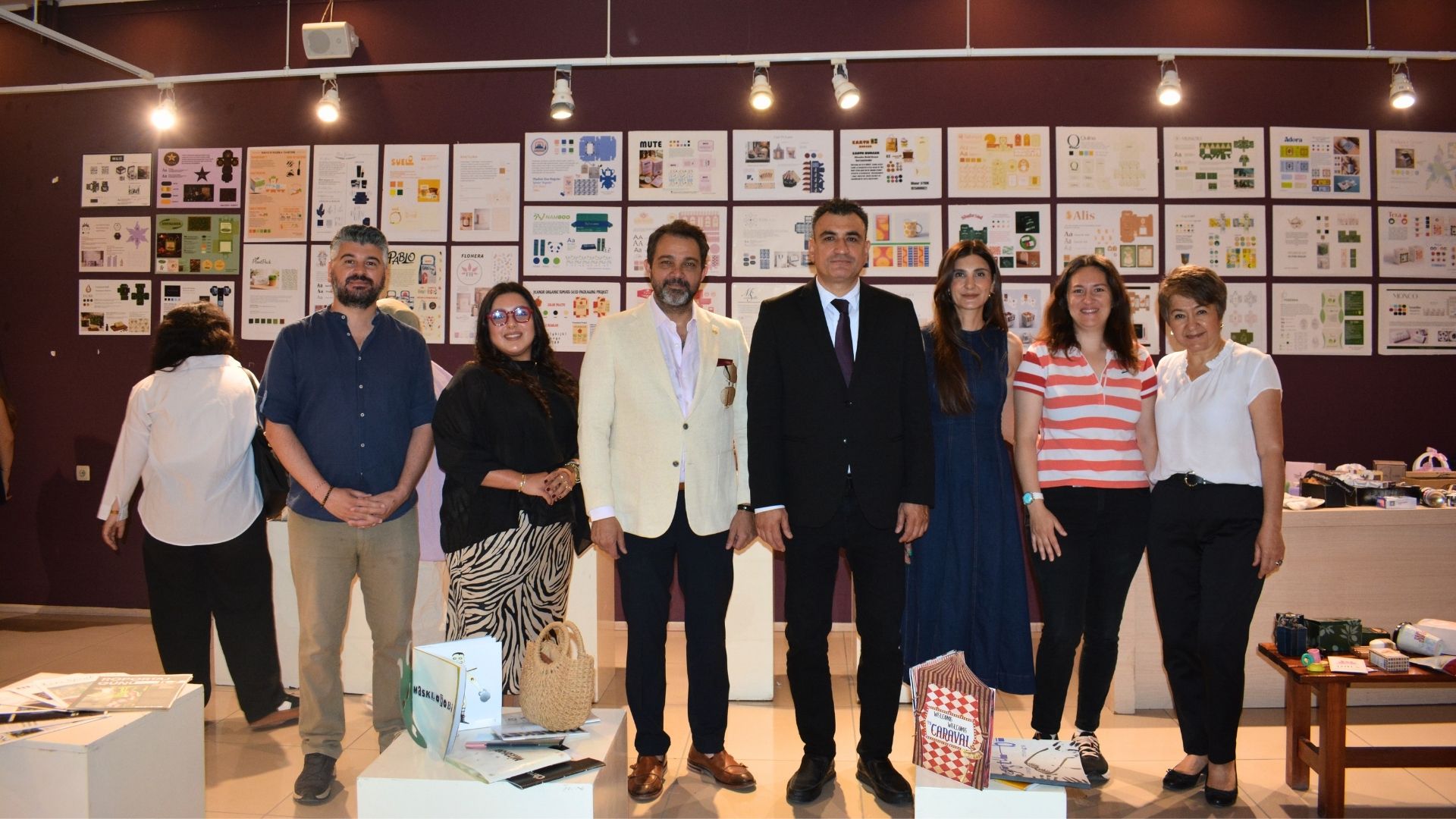 Ege Meslek Yüksekokulundan “Süreçler ve Seçkiler” Grafik Tasarım Sergisi