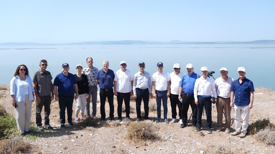 EÜ Heyeti, İzmir Kuş Cenneti ile Menemen Araştırma Uygulama ve Üretim Çiftliği’nde incelemelerde bulundu