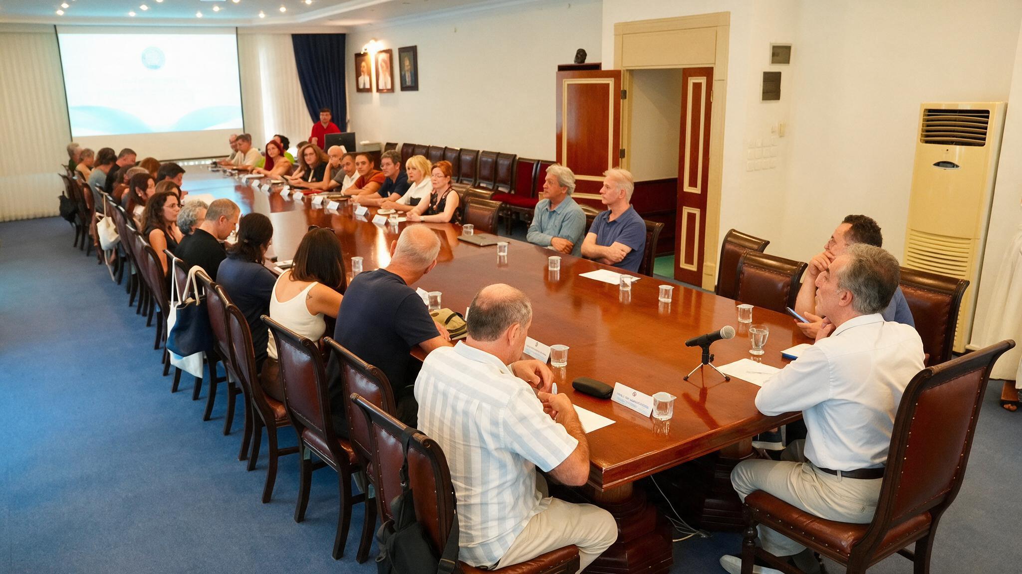 EÜ’nün bilim dünyasına açılan kapısı: Akademik Dergiler