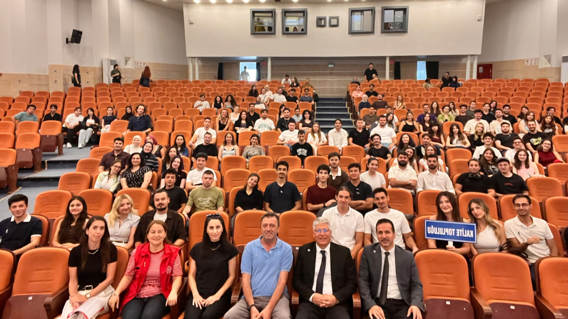 Öğrenci toplulukları yeni dönem için bir araya geldi