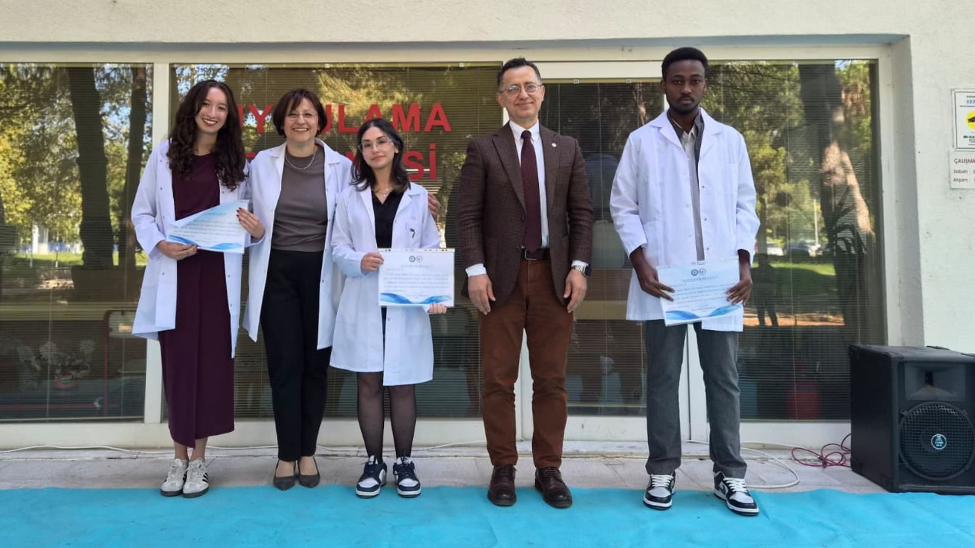 Geleceğin eczacıları mesleğe ilk adımlarını attı