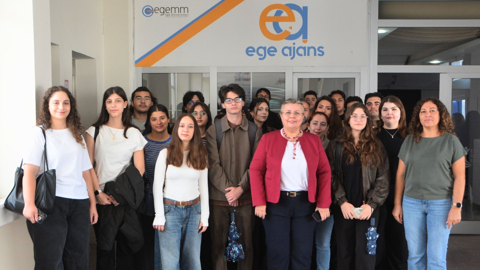 Geleceğin gazetecileri mesleğin mutfağıyla tanıştı